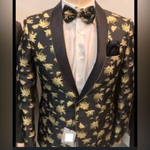 Statement Italy Confidence Black and Gold Blazer